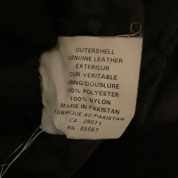 Heavy duty, genuine leather snowmobile suit. - Picture 4 of 16